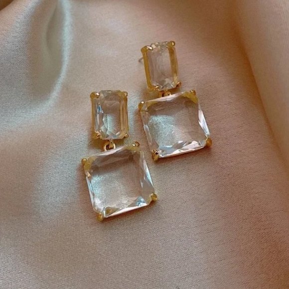 Crystal Drop Earrings - Picture 1 of 11